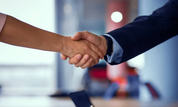 Business partners handshaking. — Stock Photo, Image