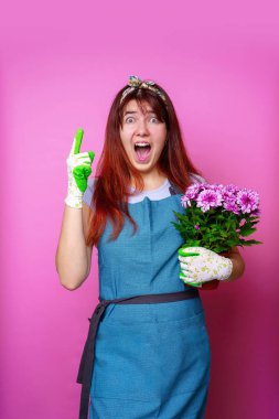 Krizantem işaret el ile neşeli kız fotoğrafı