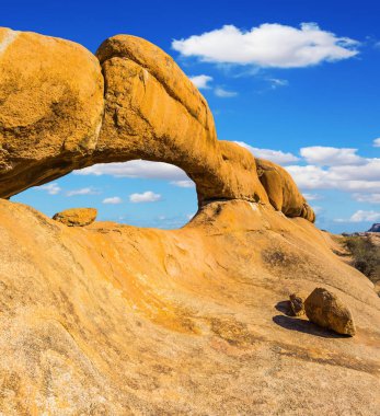 Büyük granit mostraları Spitzkoppe, Namibia.