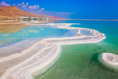 Buharlaştırılmış tuz Dead Sea, İsrail'in fantastik desenler oluşturma.