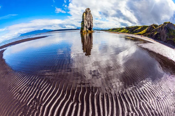 Magic Rock Hvitsercur Atardecer Costa Norte Islandia Concepto Turismo Extremo — Foto de Stock