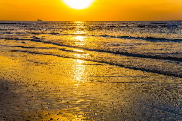 Teplá Zima Izraeli Nádherný Západ Slunce Pobřeží Středozemního Moře Cesareji — Stock fotografie