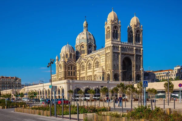 Sunny Spring Day Marseille Majestic Facade Magnificent Cathedral Saint Mary — Stock Photo, Image