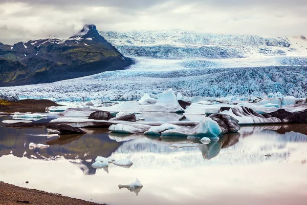 Concetto Turismo Estremo Settentrionale Grande Spettacolo Tramonto Sul Ghiacciaio Vatnajokull — Foto Stock