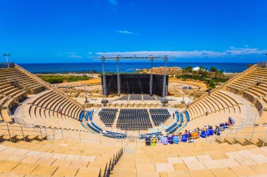  En eski Roman amphitheater İsrail, Çar Herod inşa. Muhteşem sahne Şu anda donatılmıştır. Arkeolojik ve tarihsel turizm kavramı 