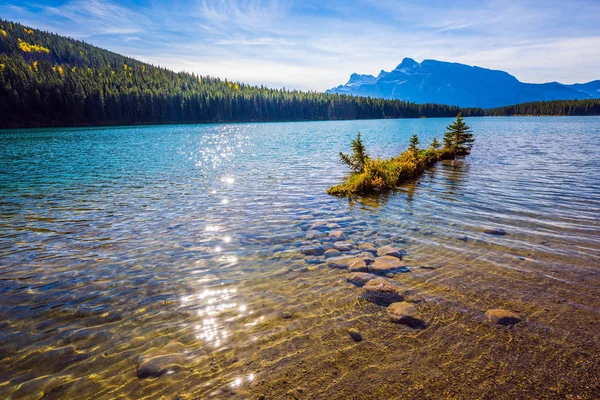 Kleine Insel — Stockfoto