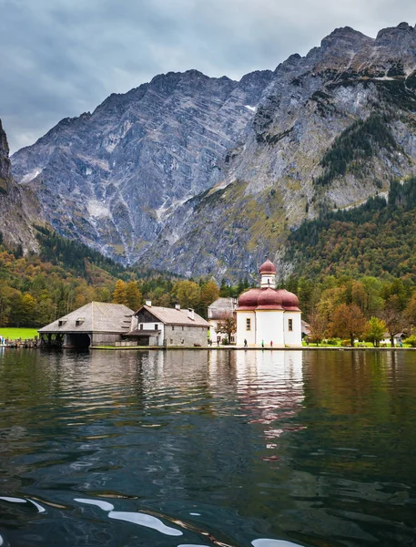 Rote Kuppeln — Stockfoto