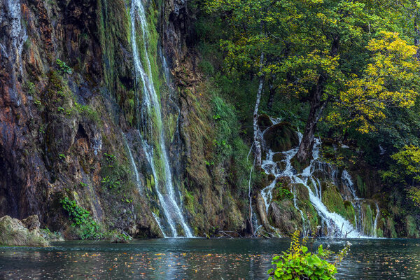 Travel to the Plitvice Lakes