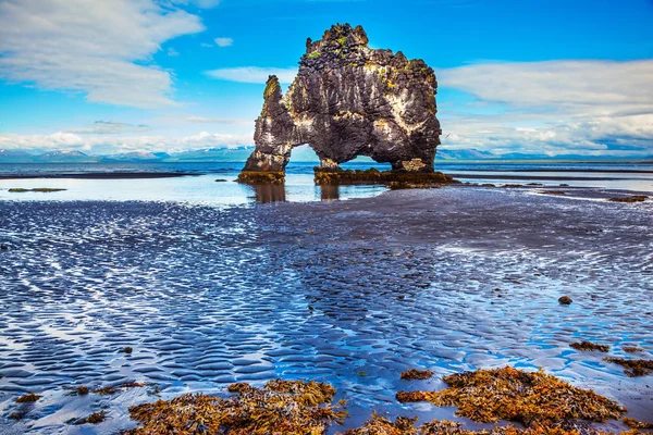 Magic rock Hvitsercur vid solnedgången — Stockfoto