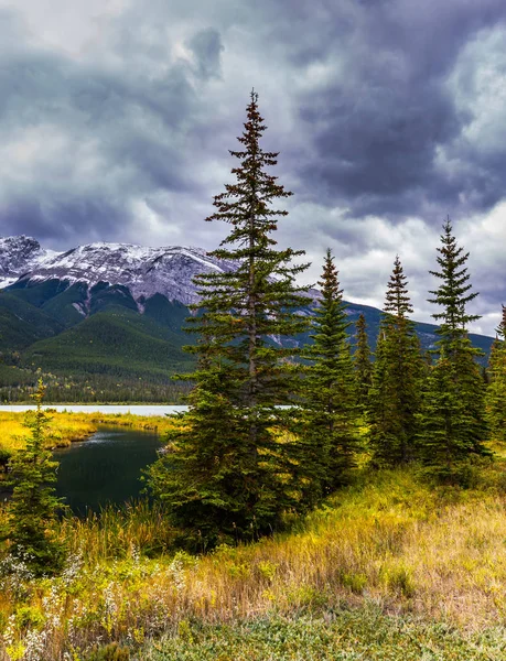 ROCKY BERGE — Stockfoto