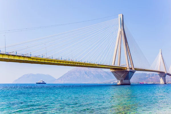 Cable-stayed bridge over the Gulf of Corinth — Stock Photo, Image