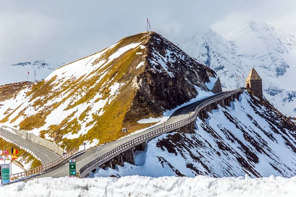 El día frío en los Alpes austríacos — Foto de Stock