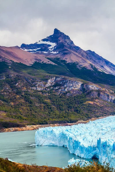 The mountain valley — Stock Photo, Image