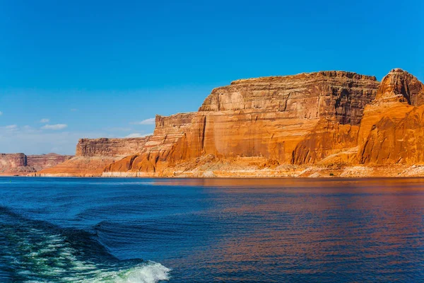 Grandiose cliffs - czerwony piaskowiec — Zdjęcie stockowe