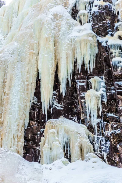 Cuento Invierno Los Arroyos Hielo Las Caídas Congeladas Caen Escarpada —  Fotos de Stock