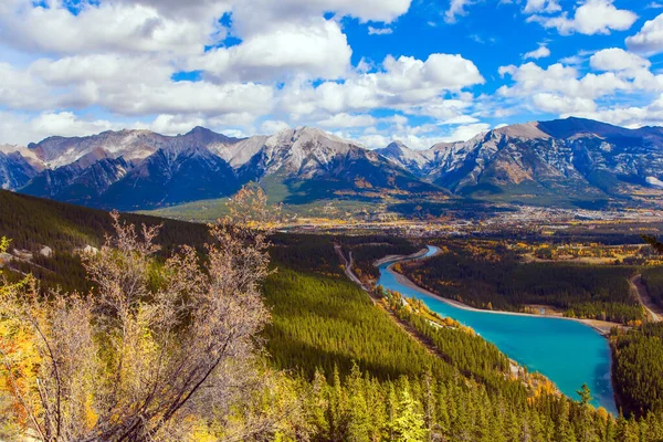 Autunno Multicolore Nelle Montagne Rocciose Canadesi Panorama Maestoso Una Valle — Foto Stock