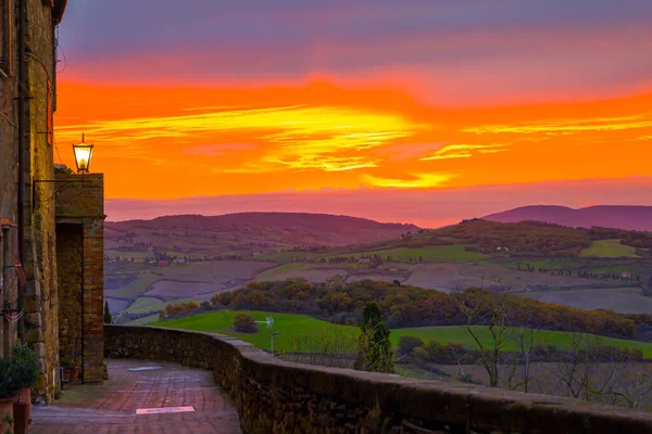 Sole Sorge All Alba Presto Splendido Paesaggio Della Valle Fotografato — Foto Stock