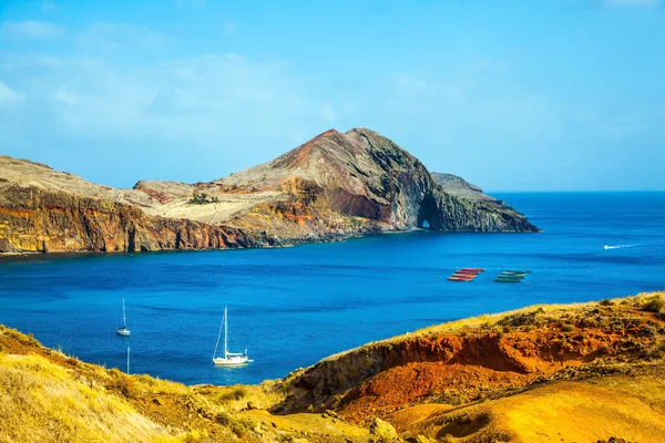 Madeira Atlanten Madeiras Västkust Viken Mellan Klipporna Med Båtar Och — Stockfoto