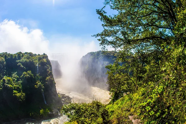 Victoria National Park Jättemoln Vattendimma Över Victoriafallen Vattenfallet Vid Zambezifloden — Stockfoto