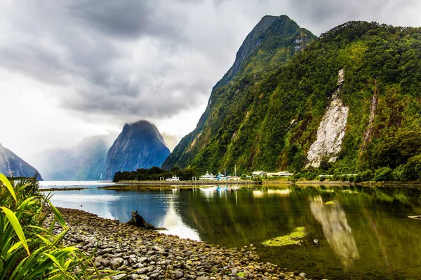 Smooth Water Milford Sound Fjord Reflects Mountains Sunlight Breaks Storm — Stock Photo, Image