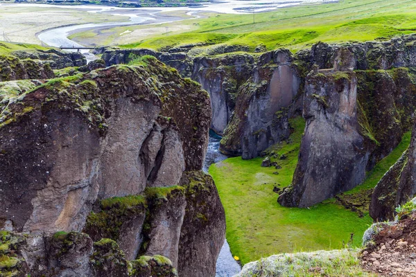 Fyadrarglyufur Canyon Iceland River Glacial Water Flows Bizarre Cliffs Sheer — Stock Photo, Image