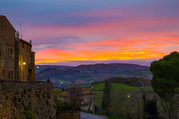 Early Dawn Magnificent Cumulus Clouds Sunrise Valley Photographed Protective Wall — Stock Photo, Image