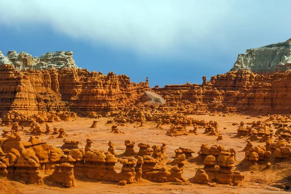 Scenic Utah State Park Goblin Valley Picturesque Mushrooms Red Brown — Stock Photo, Image