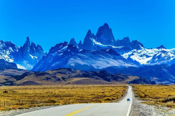 Road Mountains Border Area Argentina Chile Highway Desert Patagonia Goes — Stock Photo, Image