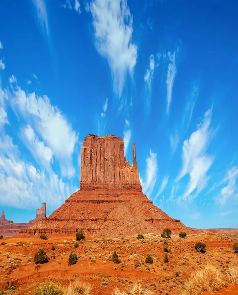 Величезні Маси Червоних Пісковиків Індіанській Резервації Навахо Долина Монументів Унікальним — стокове фото