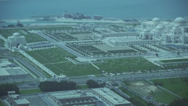 Nouveau palais présidentiel à Abu Dhabi vu de dessus la vidéo de stock — Video