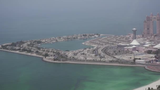 Mooie bovenaanzicht van Abu Dhabi stock footage video — Stockvideo