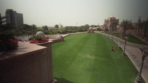 Presidential Hotel Emirates Palace in Abu Dhabi stock footage video — Stock Video