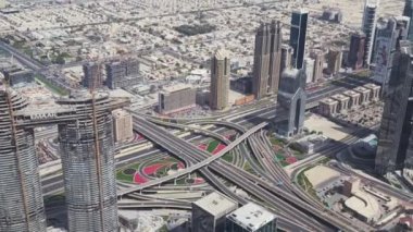 Modern kentsel çok düzeyli yol kavşak Downtown Dubai en iyi hisse senedi görüntüleri video görüntüleyin