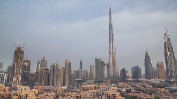 Centro de Dubai al amanecer material de archivo de vídeo — Vídeo de stock