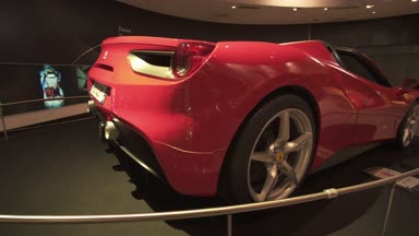 Sergi araba bir tema parkı Ferrari World Abu Dhabi stok görüntüleri video