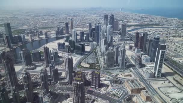 Ουρανοξύστες στην οδό Sheikh Zayed, στην καρδιά του την οικονομική συνοικία του Ντουμπάι Χρηματιστήριο πλάνα βίντεο — Αρχείο Βίντεο