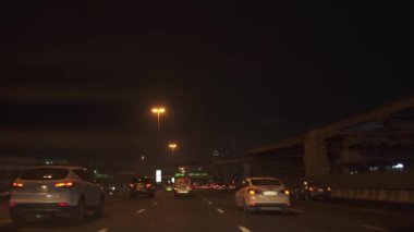 Sheikh Zayed Road Stok görüntüleri video gece trafik