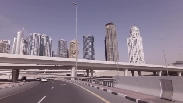 Moderne Straßenkreuzungen in Dubai Stock Footage Video — Stockvideo