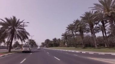 Elit bölgede Jumeirah Dubai Stok görüntüleri video araba gezisi