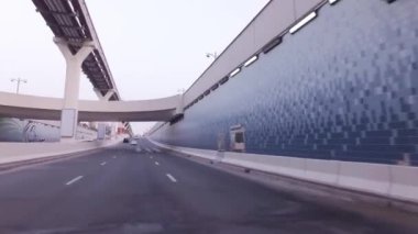 Yapay adalar Palm Jumeirah Stok görüntüleri video üzerinde Palm Jumeirah Monoray yükseltilmiş demiryolu