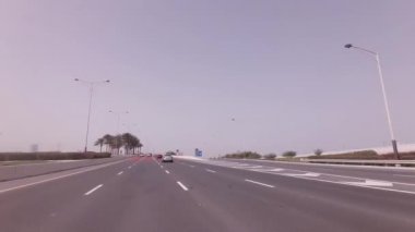 Abu Dabi Stok görüntüleri video yollarda araba turu