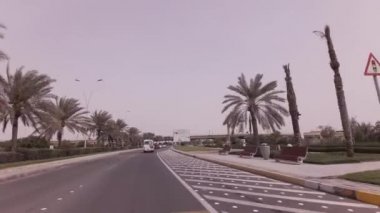 Yas Island araba gezisine Abu Dabi Stok görüntüleri video içinde