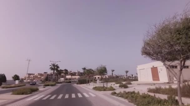Bilresa till Hotell Park Hyatt Abu Dhabi arkivfilmer video — Stockvideo