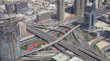 Modern kentsel çok düzeyli yol kavşak Downtown Dubai en iyi hisse senedi görüntüleri video görüntüleyin