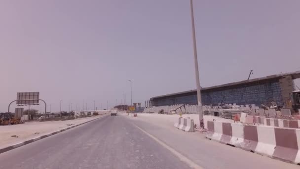 Строительство новых многоуровневых дорожных развязок в Дубае — стоковое видео