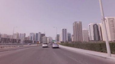 Araba başkenti Abu Dabi Stok görüntüleri video yollarda seyahat
