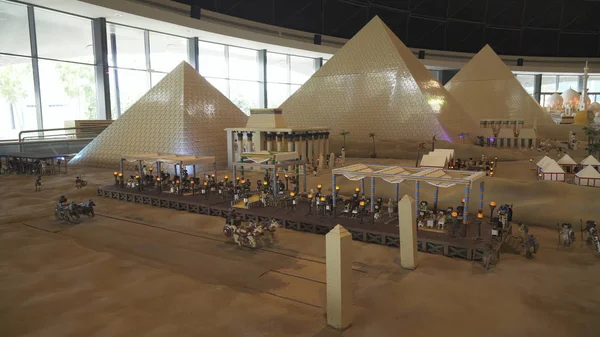 Exhibition of mock-ups of Egypt made of Lego pieces in Miniland Legoland at Dubai Parks and Resorts — Stock Photo, Image