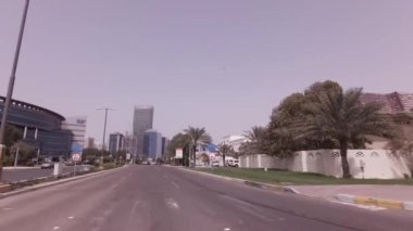 Araba başkenti Abu Dabi Stok görüntüleri video yollarda seyahat