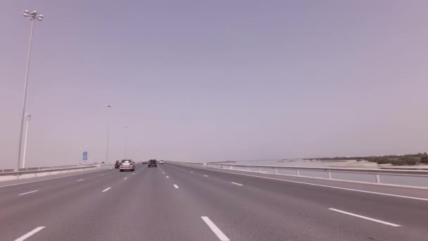 Abu Dhabi Uae April 2018 Road Artificial Islands Abu Dhabi — Stock Video