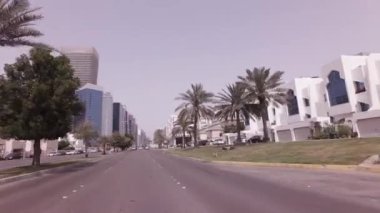 Araba başkenti Abu Dabi Stok görüntüleri video yollarda seyahat